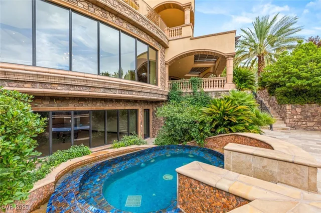 $11,600,000 | 18 Olympia Hills Circle, Las Vegas, NV 89141