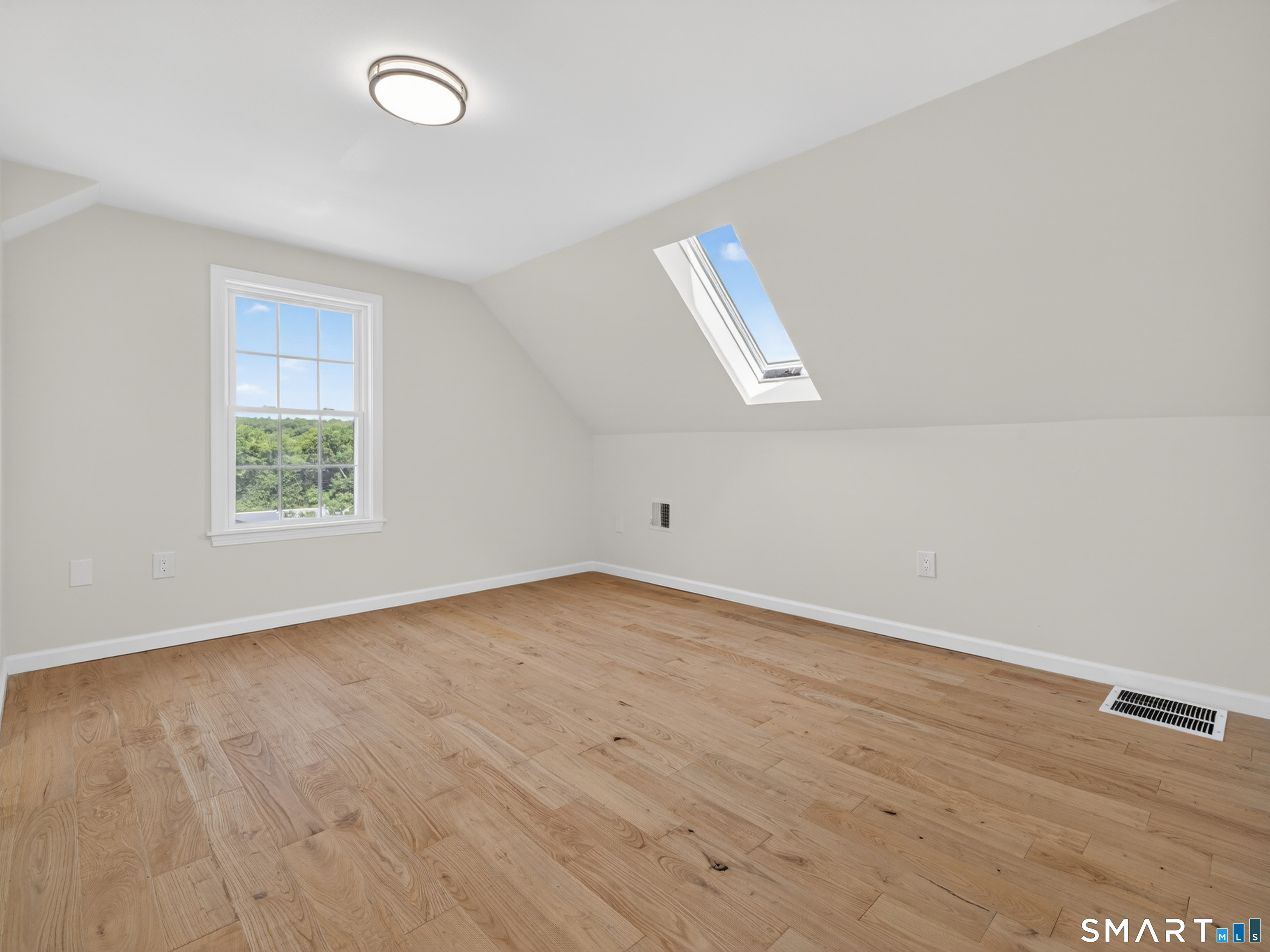 205 Flanders Road East Lyme, CT 06357 - Photo 25 of 39 Gallery Image 25