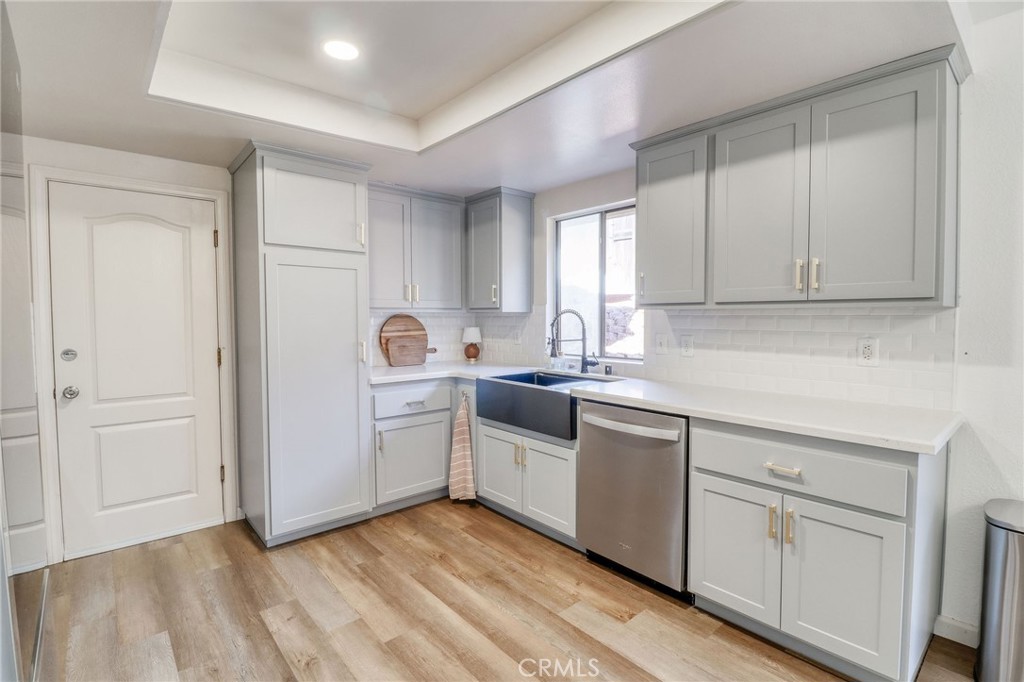 14235 Judy Ann Drive Riverside, CA 92503 - Photo 14 of 68