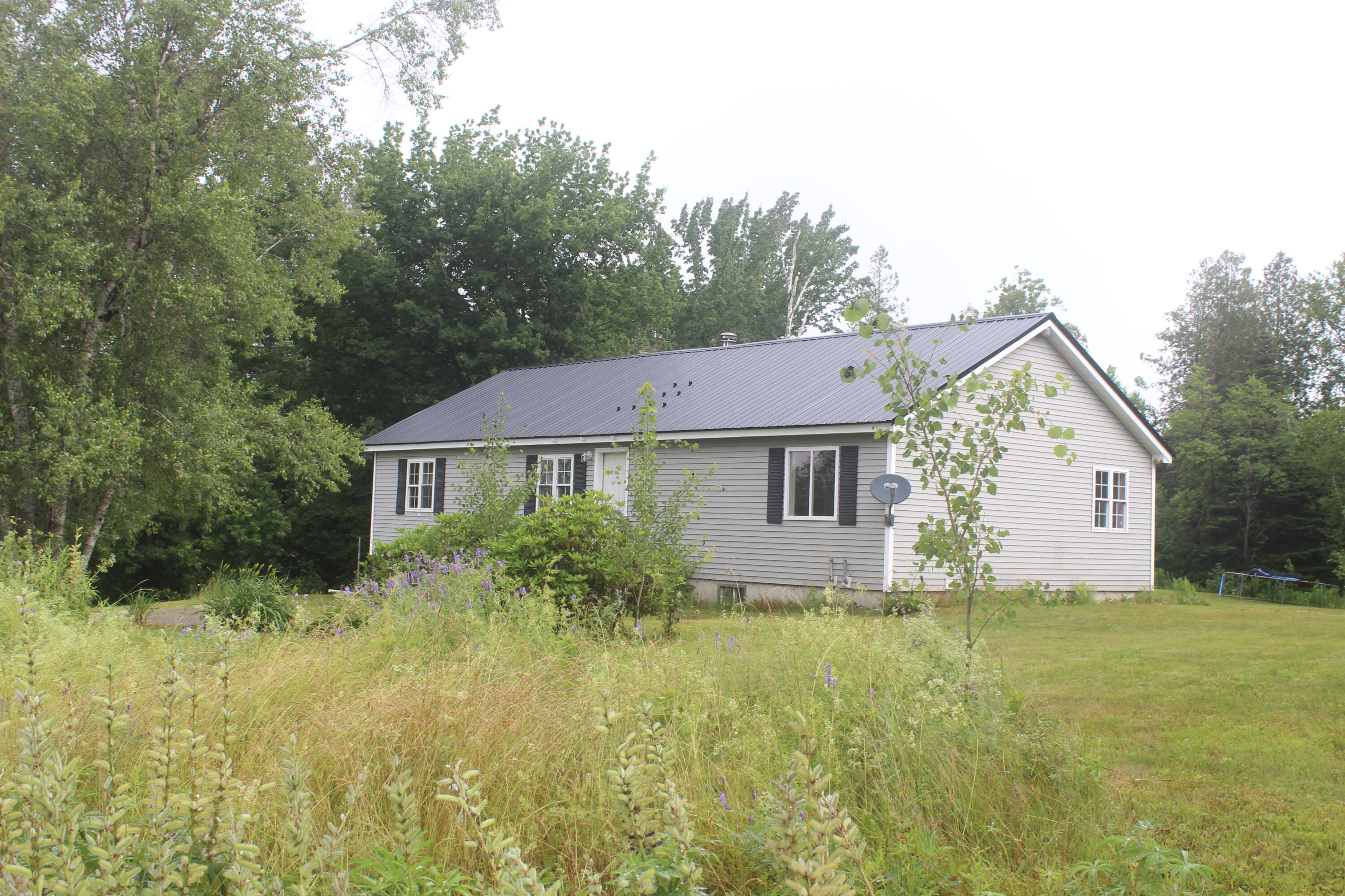 228 Wilcox Road Lubec, ME 04652 - Photo 6 of 38 IMG_4258