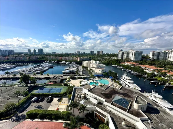 $3,500 | 19707 Turnberry Way, Unit 15B, Aventura, FL 33180