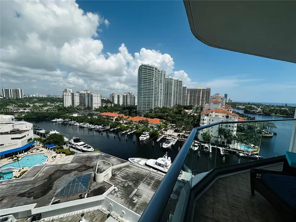 $3,500 | 19707 Turnberry Way, Unit 15B, Aventura, FL 33180