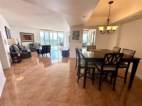 $3,500 | 19707 Turnberry Way, Unit 15B, Aventura, FL 33180