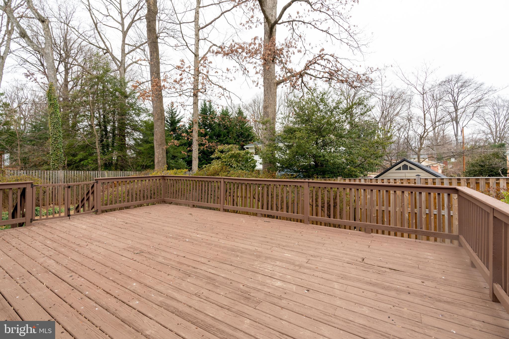8712 Clydesdale Road Springfield, VA 22151 - Photo 34 of 39 Perfect for Grilling & Al Fresco Dining