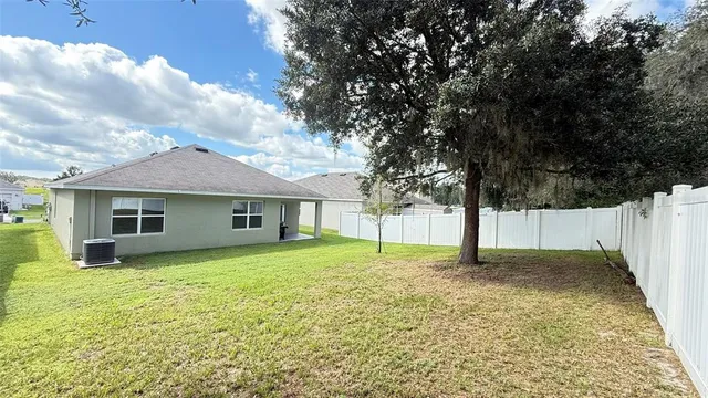 $2,200 | 36110 Jenny Lynne Circle, Zephyrhills, FL 33541