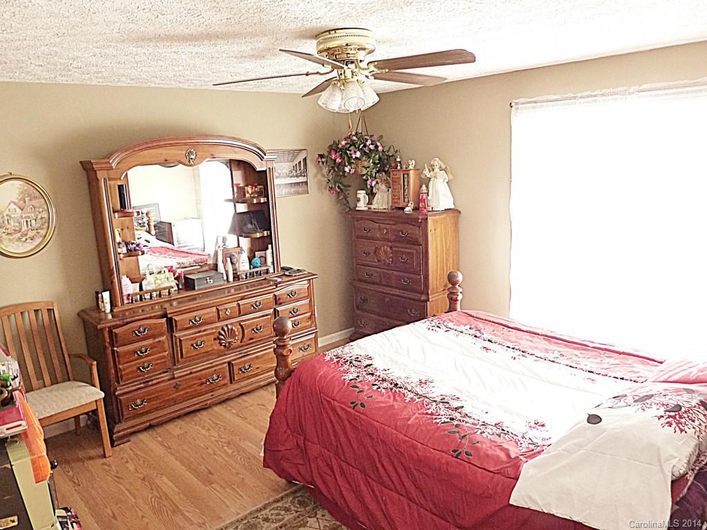 3206 Tryon Courthouse Road Cherryville, NC 28021 - Photo 5 of 20 Gallery Image 5