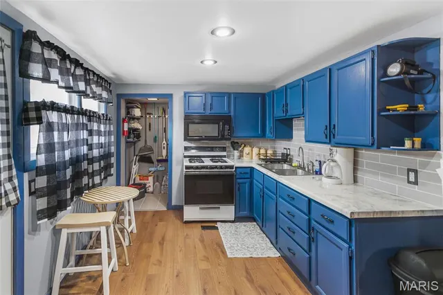 $199,900 | 320 North State Street, Roodhouse, IL 62082