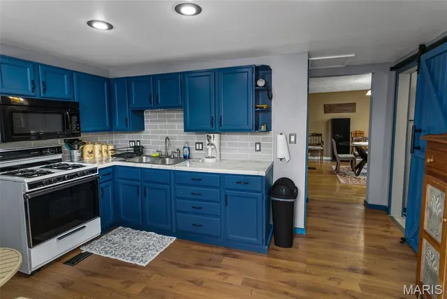 $199,900 | 320 North State Street, Roodhouse, IL 62082