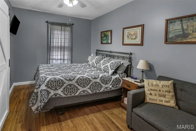 $199,900 | 320 North State Street, Roodhouse, IL 62082