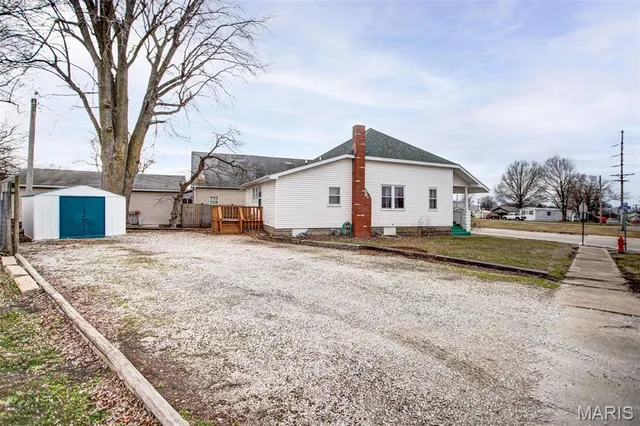 $199,900 | 320 North State Street, Roodhouse, IL 62082