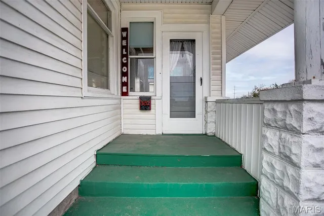 $199,900 | 320 North State Street, Roodhouse, IL 62082