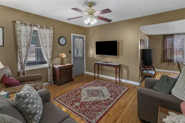 $199,900 | 320 North State Street, Roodhouse, IL 62082