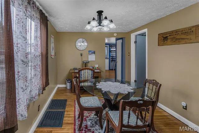 $199,900 | 320 North State Street, Roodhouse, IL 62082