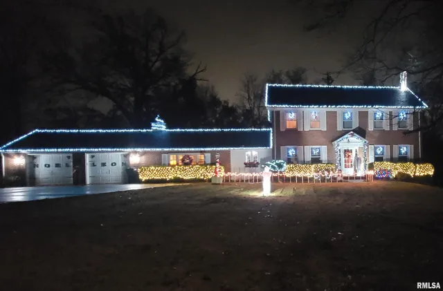 $339,900 | 321 West Boone Street, Salem, IL 62881