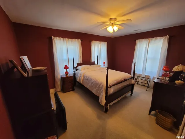 $339,900 | 321 West Boone Street, Salem, IL 62881