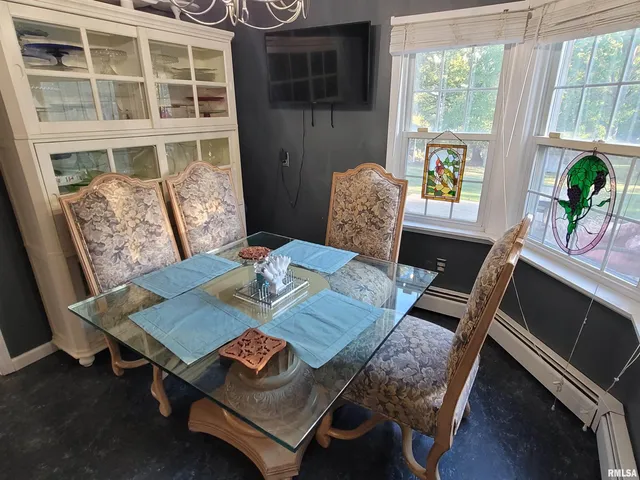 $339,900 | 321 West Boone Street, Salem, IL 62881