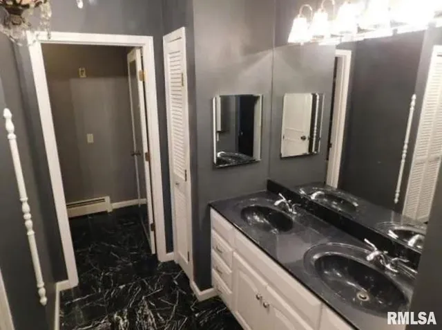 $339,900 | 321 West Boone Street, Salem, IL 62881