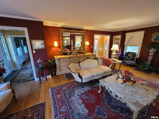 $339,900 | 321 West Boone Street, Salem, IL 62881