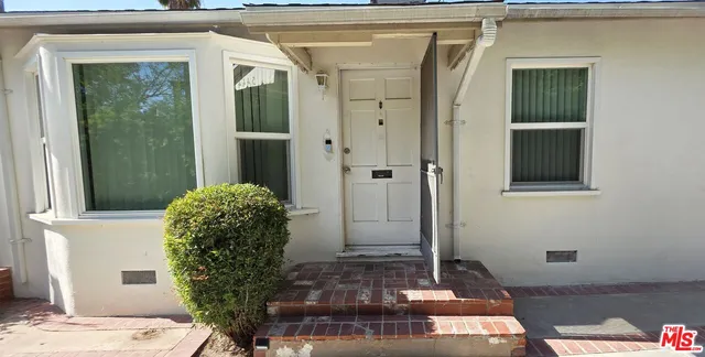 a view of a door of the house