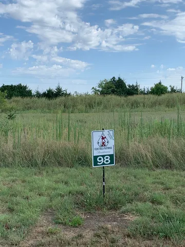 $195,000 | 1008 East Flint Hills National Parkway, Andover, KS 67002