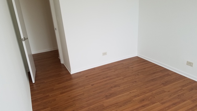 5455 North Sheridan Road, Unit 2507 Chicago, IL 60640 - Photo 9 of 16