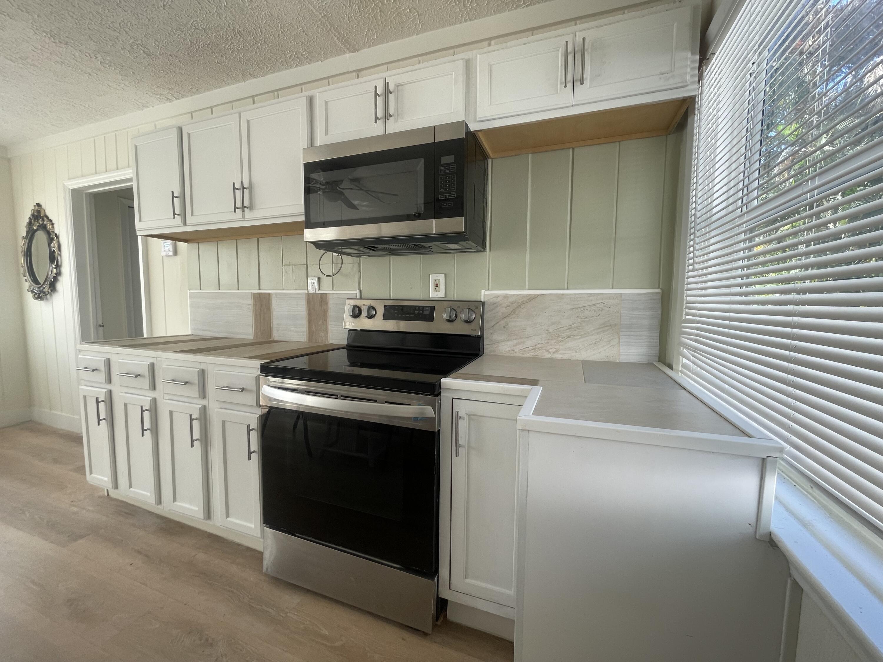 904 Boston Avenue, Unit 2 Fort Pierce, FL 34950 - Photo 11 of 36 IMG_6165