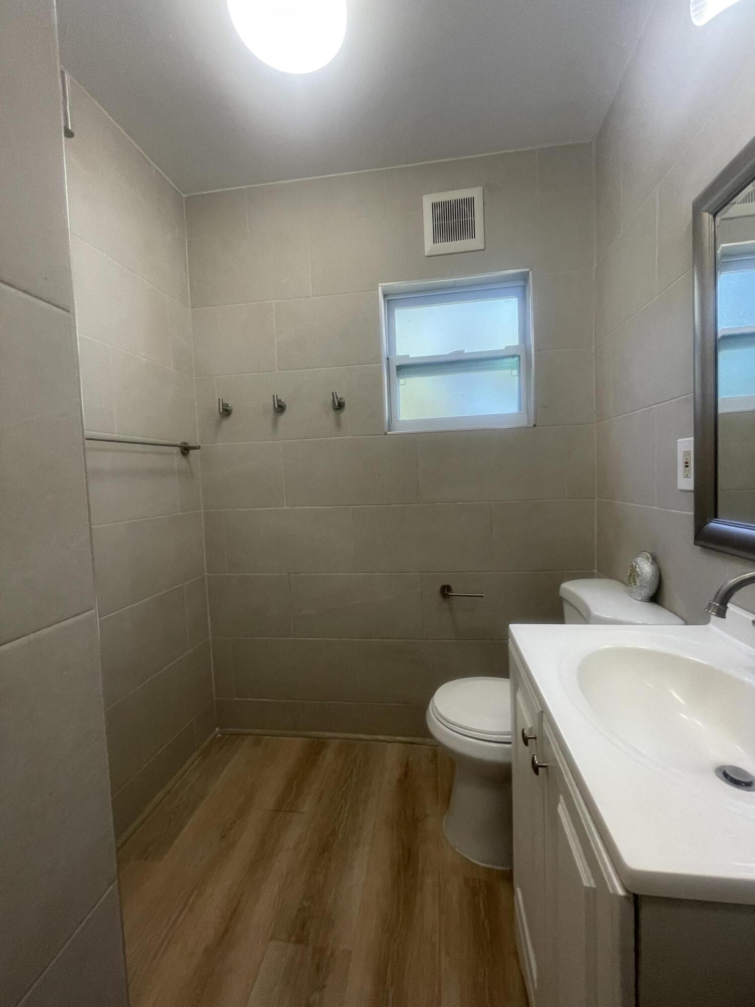 904 Boston Avenue, Unit 2 Fort Pierce, FL 34950 - Photo 24 of 36 IMG_6142