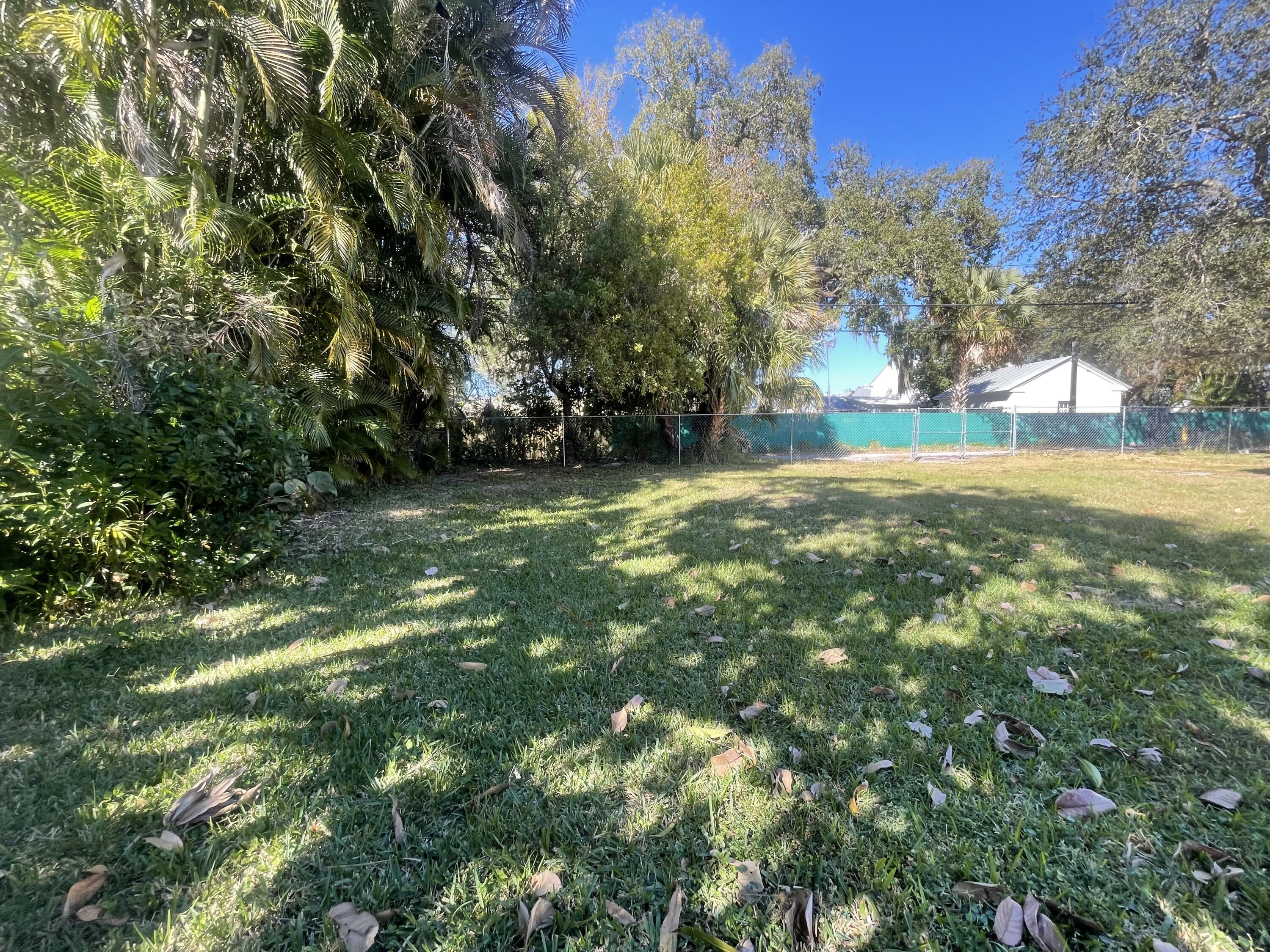 904 Boston Avenue, Unit 2 Fort Pierce, FL 34950 - Photo 30 of 36 IMG_6159