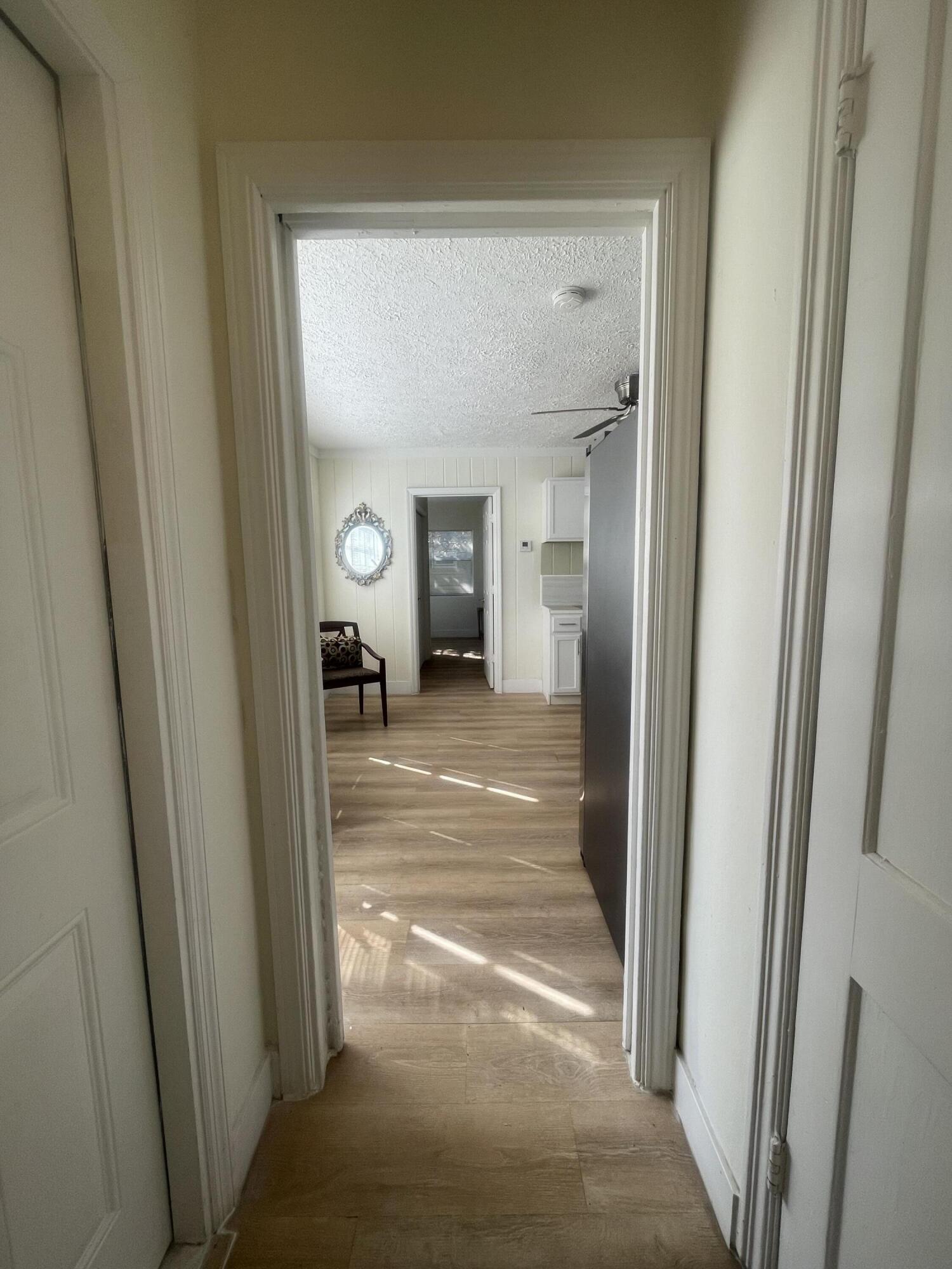 904 Boston Avenue, Unit 2 Fort Pierce, FL 34950 - Photo 6 of 36 IMG_6118