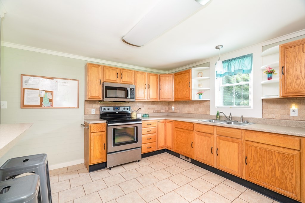 668 East Nails Creek Road Seymour, TN 37865 - Photo 5 of 21 Gallery Image 5