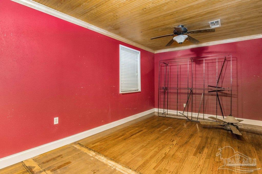 4032 Driskell Road Milton, FL 32583 - Photo 9 of 36