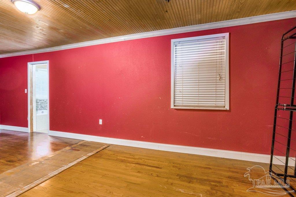 4032 Driskell Road Milton, FL 32583 - Photo 10 of 36