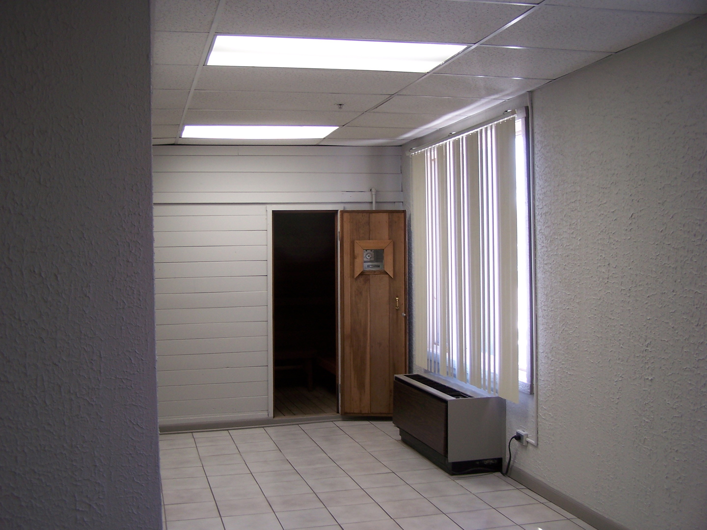 1 Renaissance Place, Unit 1207 Palatine, IL 60067 - Photo 8 of 12 an empty room with closet