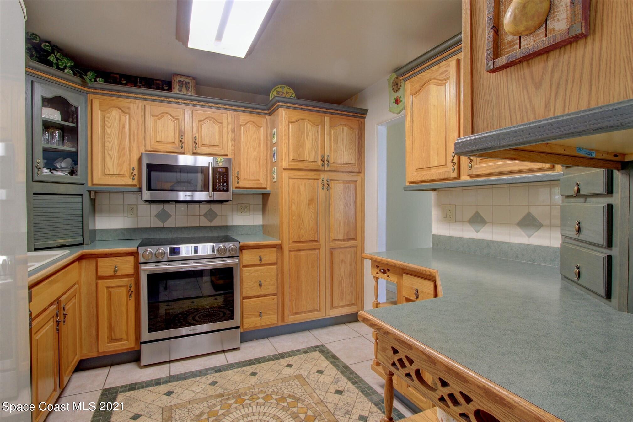 32 Littlejohn Lane Rockledge, FL 32955 - Photo 22 of 62 IMG_1639_40_41_Interior 2