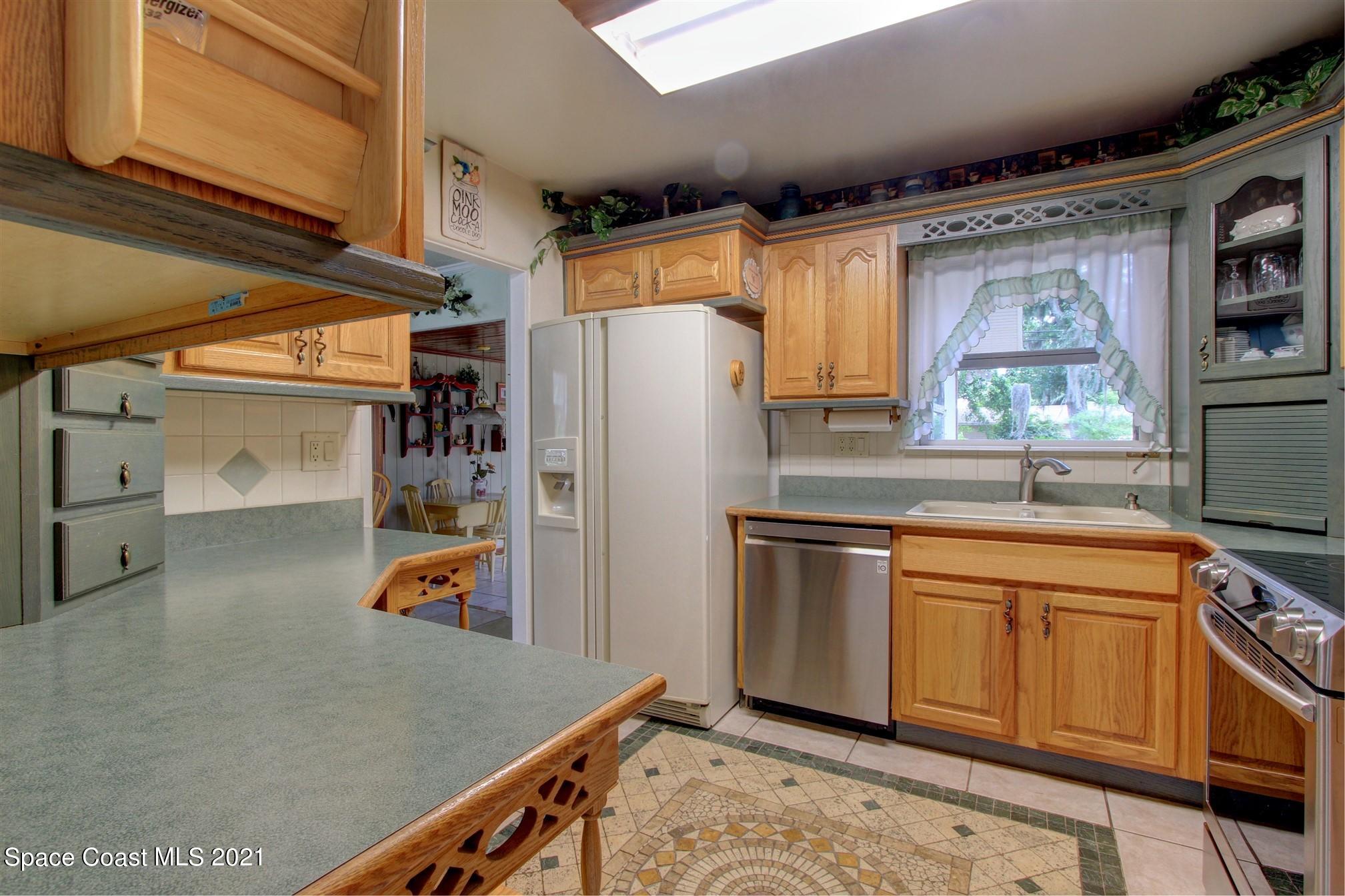 32 Littlejohn Lane Rockledge, FL 32955 - Photo 24 of 62 IMG_1645_6_7_Interior 2