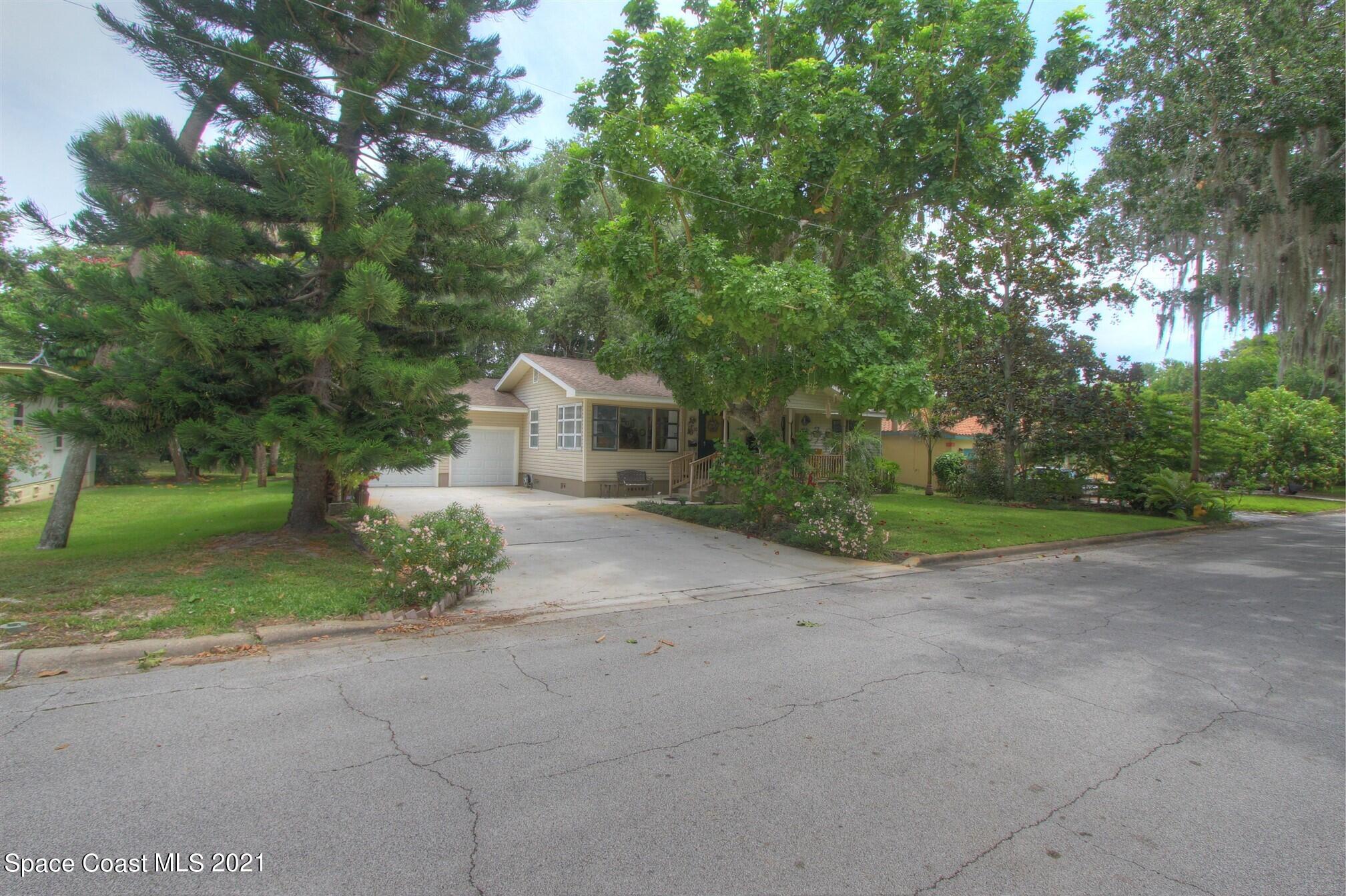 32 Littlejohn Lane Rockledge, FL 32955 - Photo 60 of 62 IMG_1585_6_7_Detailed