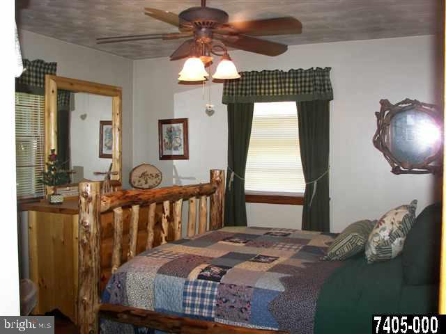 6134 Pine Road Thomasville, PA 17364 - Photo 10 of 13 Gallery Image 10