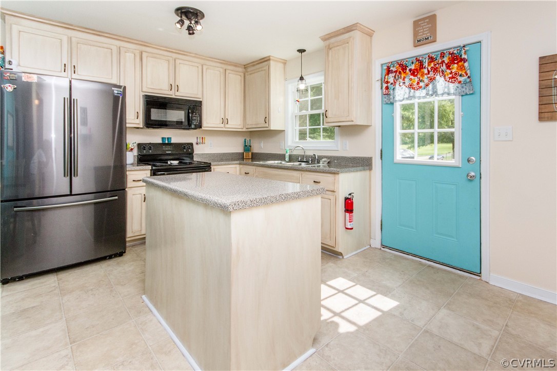 24711 River Road Petersburg, VA 23803 - Photo 6 of 25 Gallery Image 6