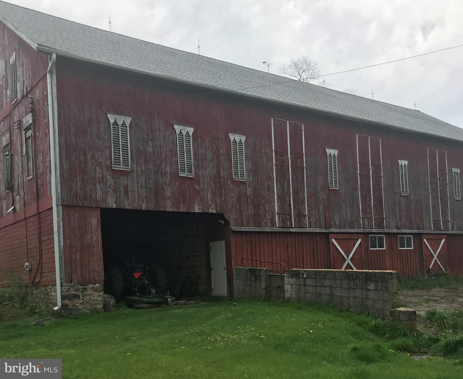 412 Old Bachmans Valley Road Westminster, MD 21157 - Photo 30 of 52 Barn with horse stalls and tractor shed