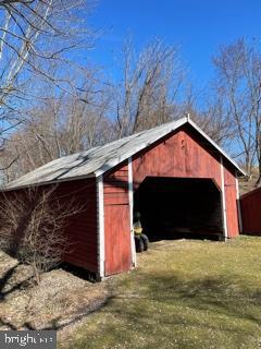 412 Old Bachmans Valley Road Westminster, MD 21157 - Photo 36 of 52 Tractor shed adjacent to other farm buildings