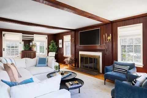 $1,999,000 | 216 Waverley Avenue, Newton, MA 02458
