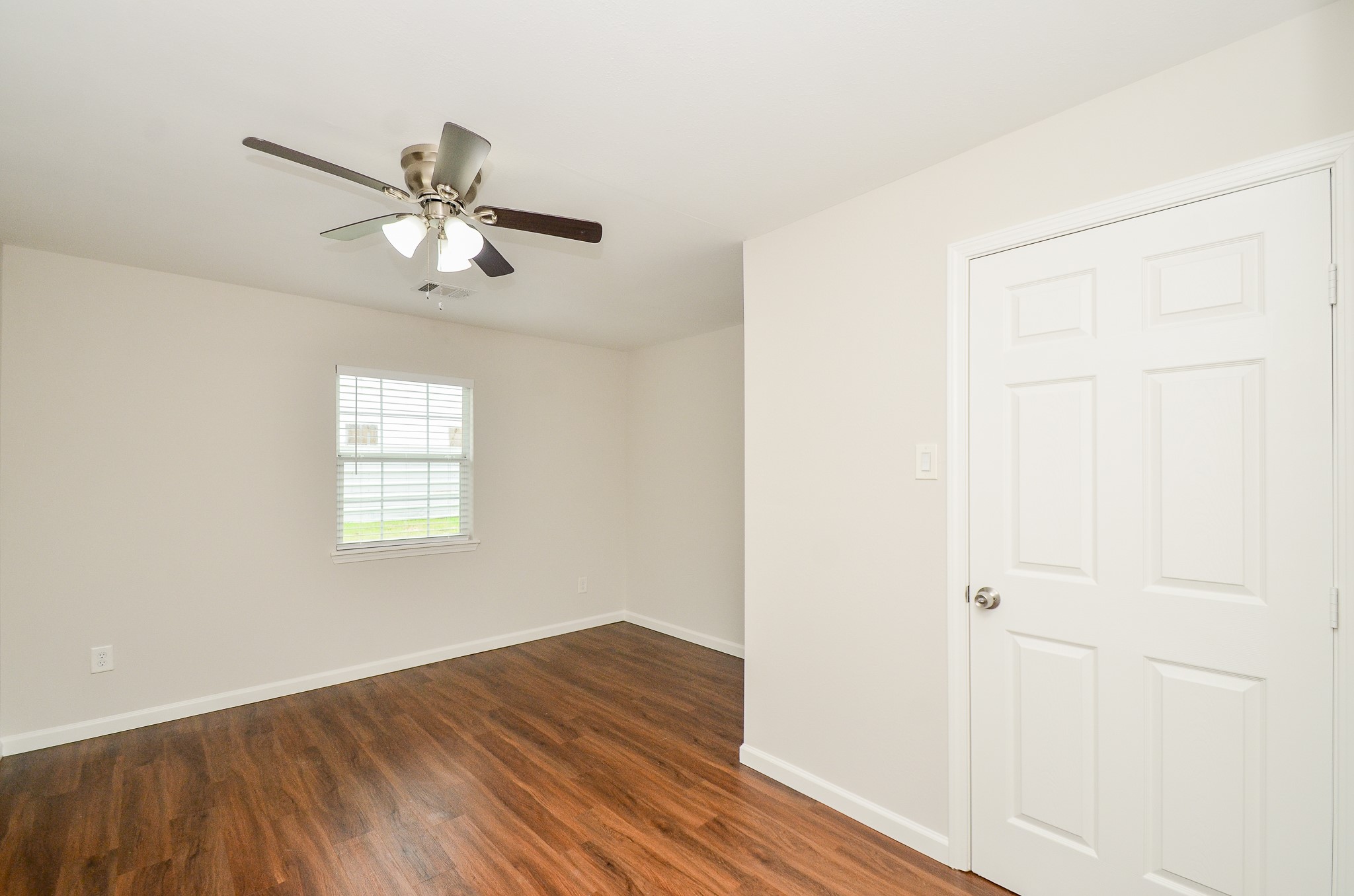 6425 Sidney Street Houston, TX 77021 - Photo 18 of 31 Gallery Image 18