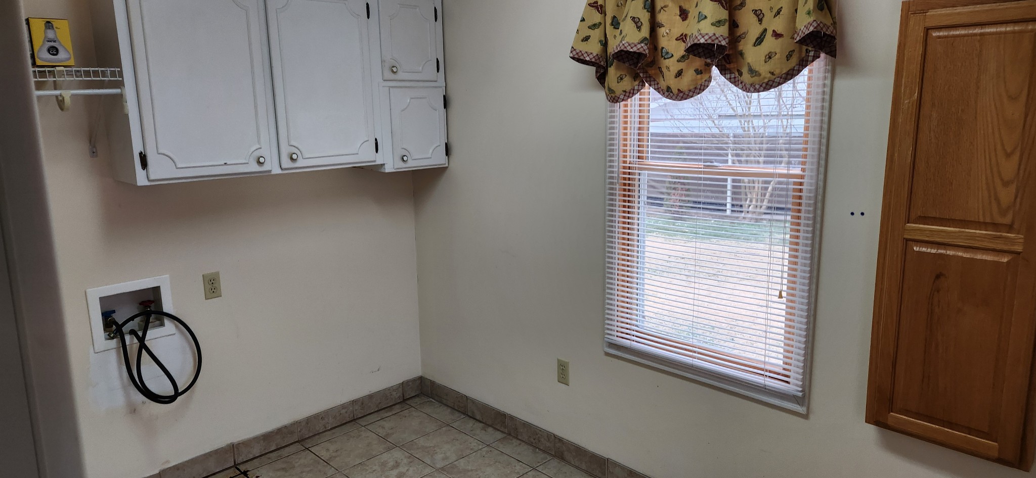 126 Riverside Drive Centerville, TN 37033 - Photo 18 of 19 a bathroom with a sink and a window