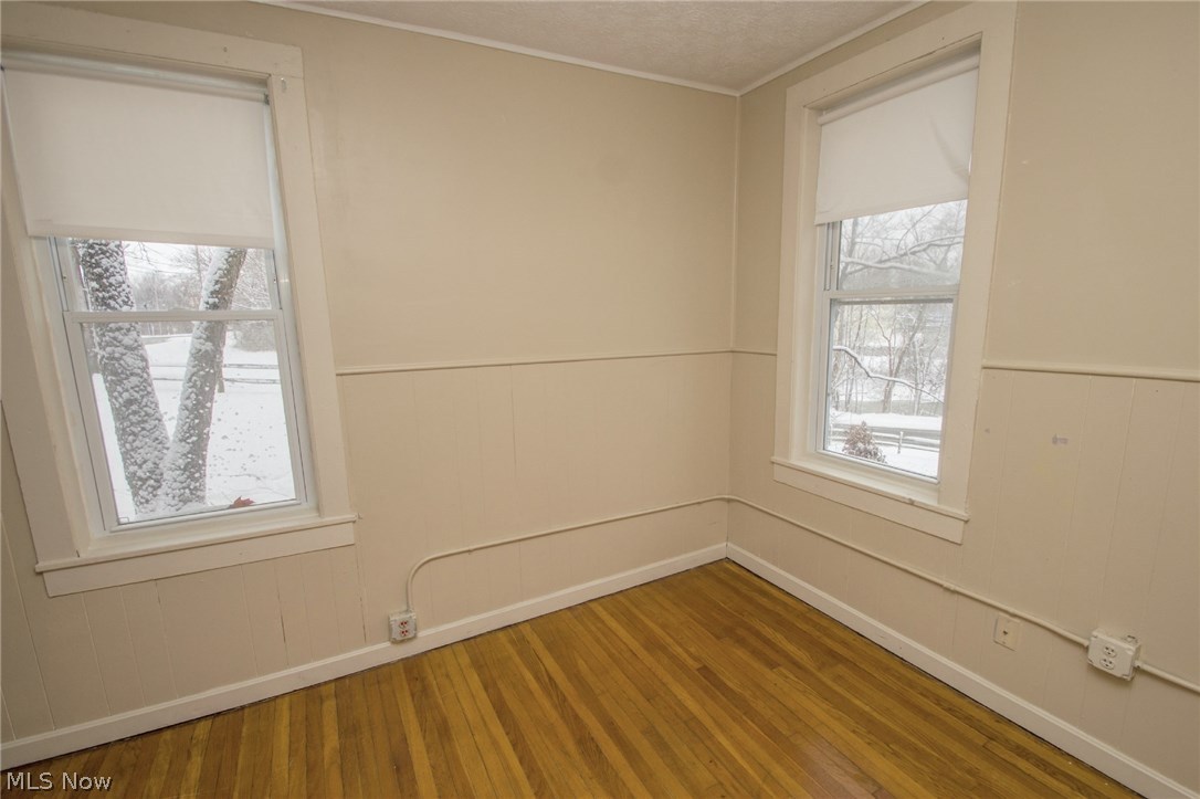 37 Prospect Road Berea, OH 44017 - Photo 11 of 20 Bedroom 1 on the main floor
