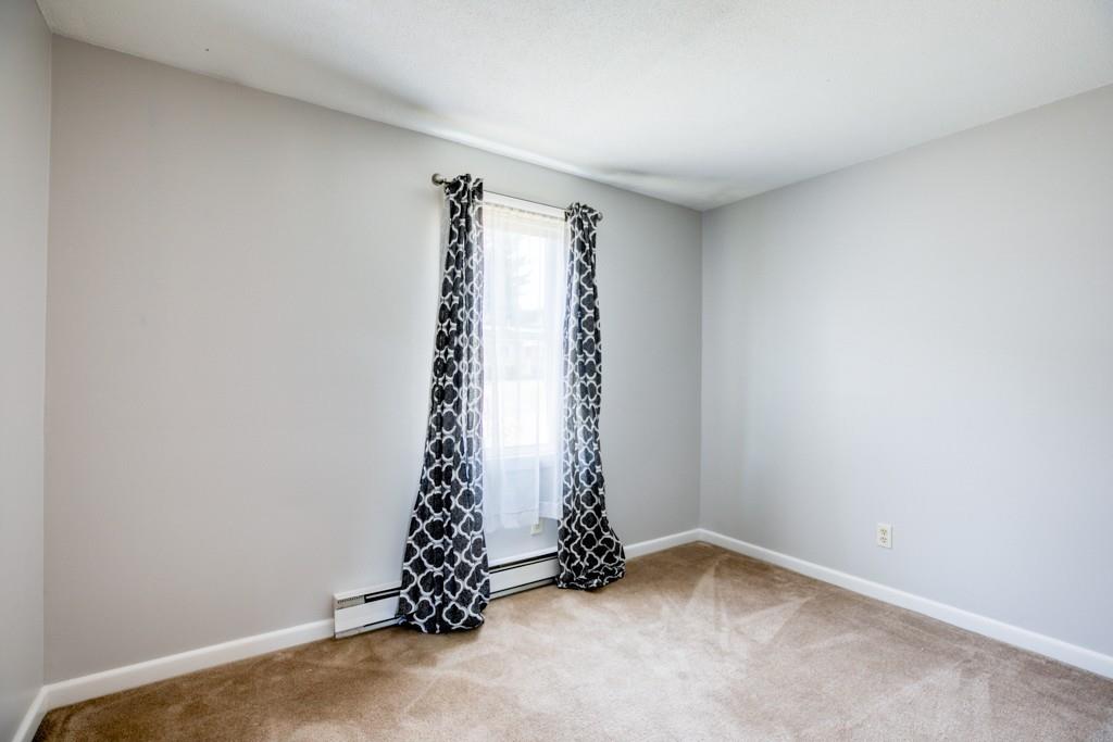 52 Aspen Road Springfield, MA 01128 - Photo 16 of 28
