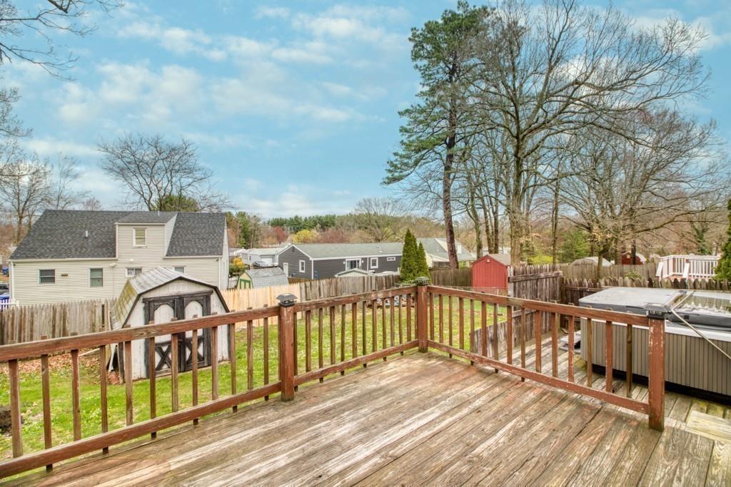 52 Aspen Road Springfield, MA 01128 - Photo 24 of 28
