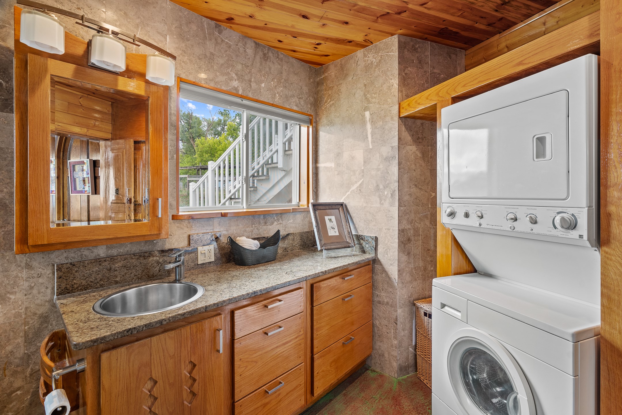 939 Kit Carson Road Taos, NM 87571 - Photo 34 of 54