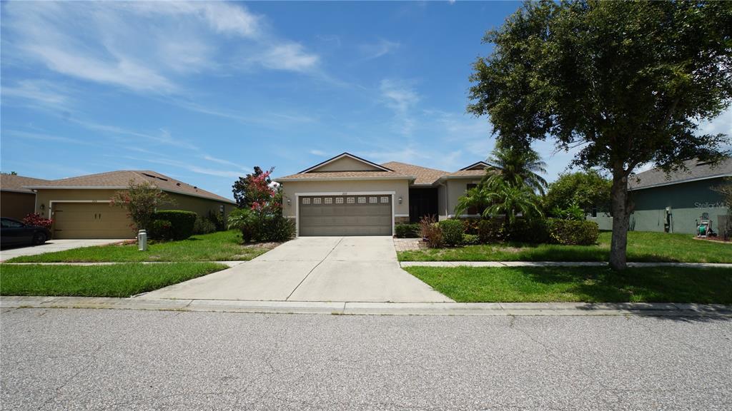 222 Star Shell Drive Apollo Beach, FL 33572 - Photo 3 of 20 Gallery Image 3