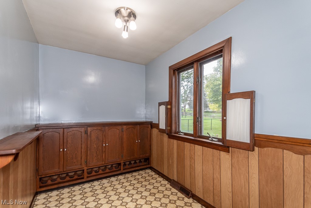 1926 Rush Road Wickliffe, OH 44092 - Photo 16 of 45