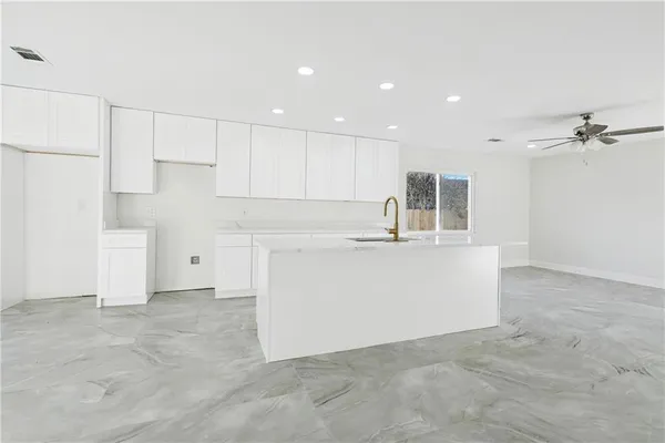 $235,000 | 3172 Sweet Gum Drive, Harvey, LA 70058